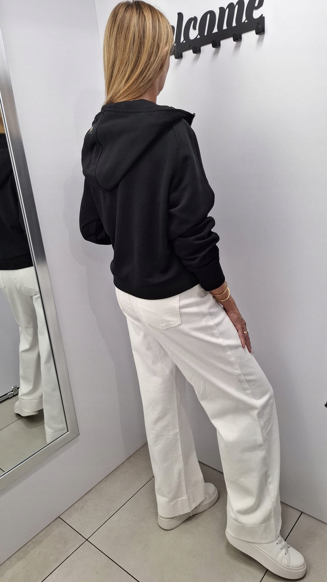 e8b8fe44e62da49feb0488e2123df0d8