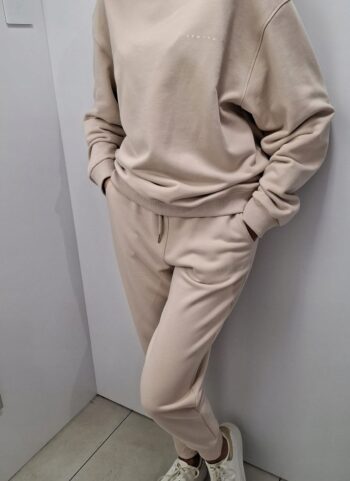 6813cf2eaaf4c2f0f5cef1252847a771