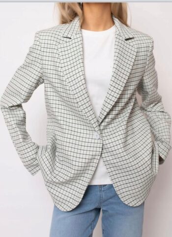 d3aab9f393e502c0b324ad1bedb49e12