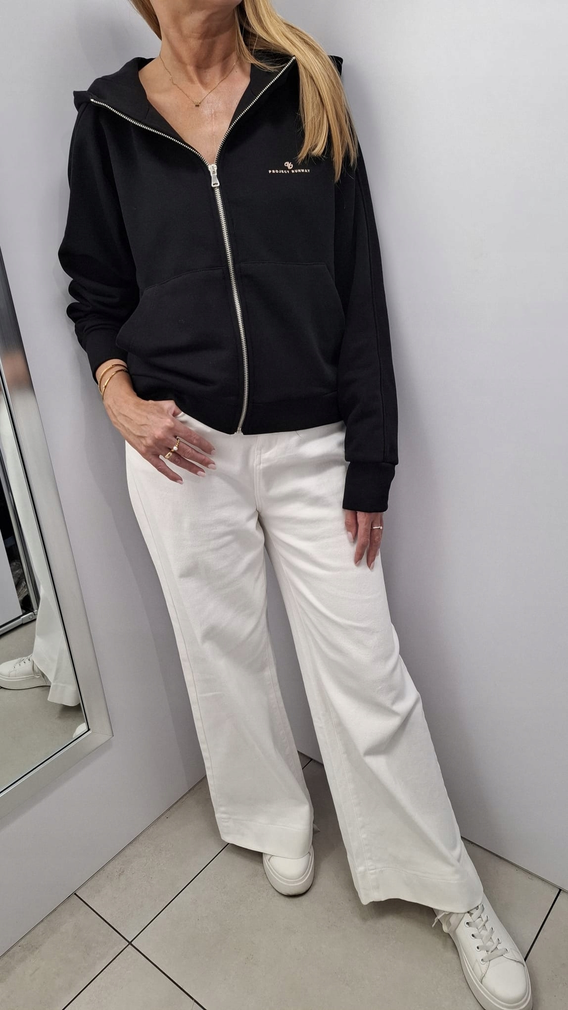 85220e2e897da28ce013ea7133348a51